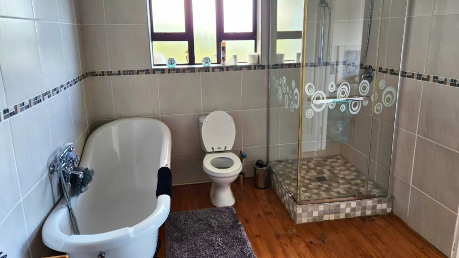 3 Bedroom Property for Sale in Dana Bay Western Cape